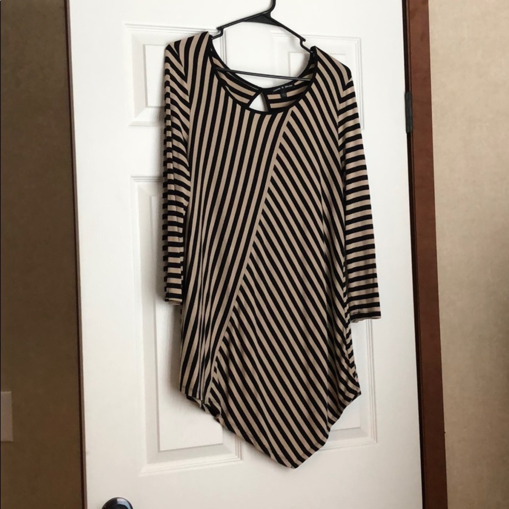 Cable and gauge tan and black striped top